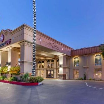 Best Western Plus Hilltop Inn Thumbnail