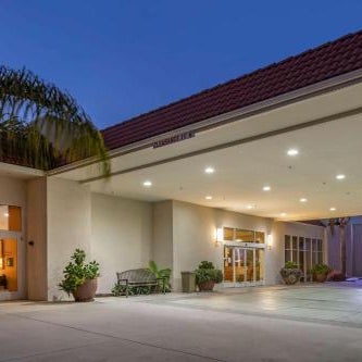 Best Western Plus Royal Oak Hotel Thumbnail