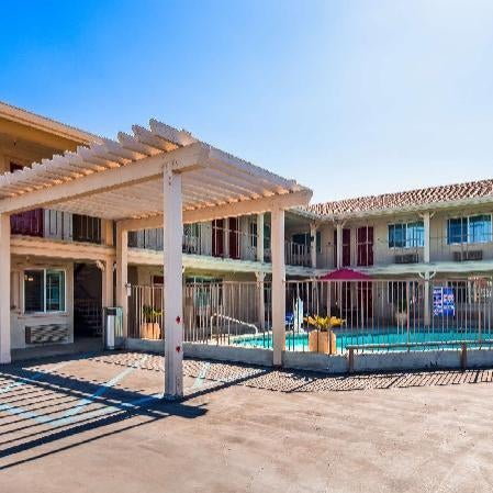 Best Western Hanford Inn Thumbnail