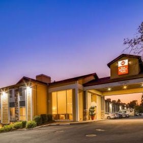 Best Western Plus Heritage Inn