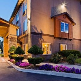 Best Western Plus Rama Inn Thumbnail