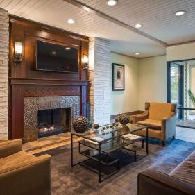 Best Western John Muir Inn Thumbnail