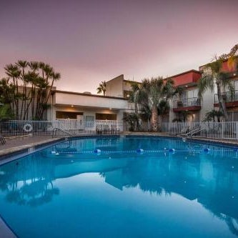 La Quinta Inn & Suites by Wyndham Clearwater Central Thumbnail