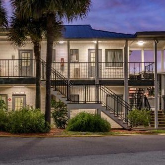Best Western Space Shuttle Inn Thumbnail