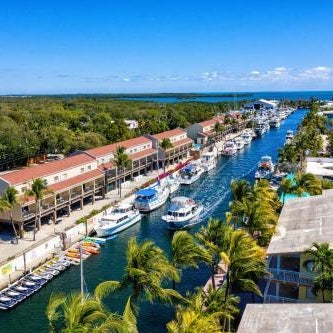 Waterside Suites and Marina Thumbnail