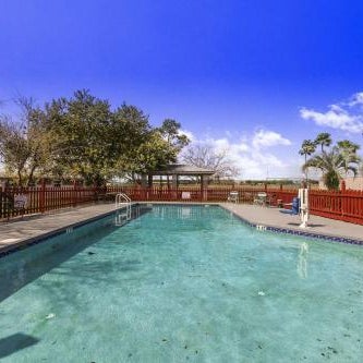 Rodeway Inn & Suites Haines City Thumbnail