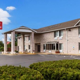 Econo Lodge Inn And Suites Thumbnail