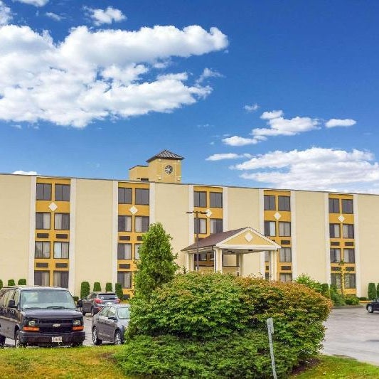 Holiday Inn Express Fall River North By IHG Thumbnail