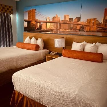 Days Inn by Wyndham Queensbury/Lake George Thumbnail