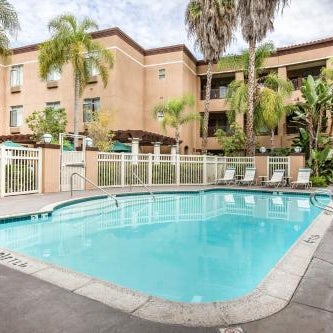 Ramada Suites by Wyndham San Diego/Hotel Circle Area Thumbnail