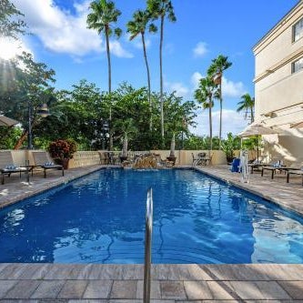 Bayfront Inn 5th Avenue Thumbnail