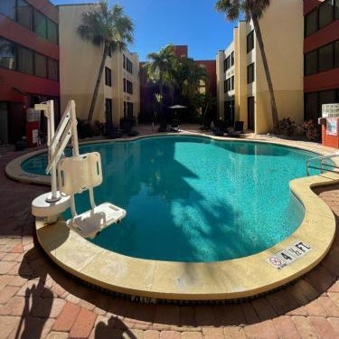 Tropical Palms Hotel Thumbnail