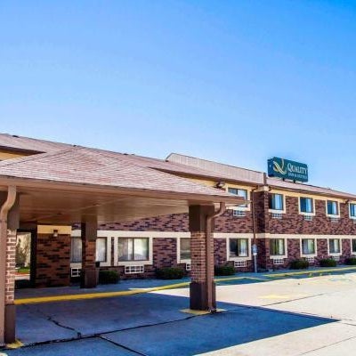Quality Inn & Suites Champaign Thumbnail