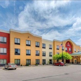 Comfort Suites near Route 66 Thumbnail