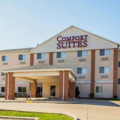 Comfort Suites Normal University area Thumbnail