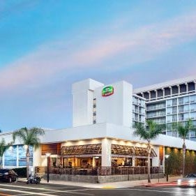 Courtyard by Marriott Long Beach Downtown Thumbnail