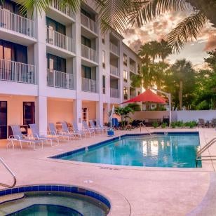 Courtyard by Marriott Naples Thumbnail