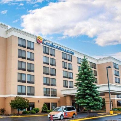 Comfort Inn & Suites Watertown - 1000 Islands Thumbnail