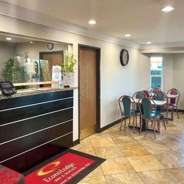 Econo Lodge Inn & Suites Corning Thumbnail