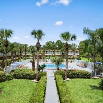 Days Inn by Wyndham Daytona Beach Speedway Thumbnail
