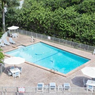Days Inn by Wyndham Fort Lauderdale-Oakland Park Airport N Thumbnail