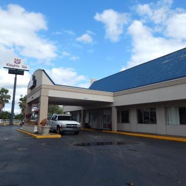 Knights Inn Plant City Thumbnail