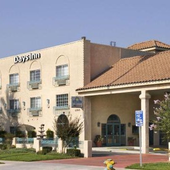 Days Inn by Wyndham Riverside Tyler Mall Thumbnail