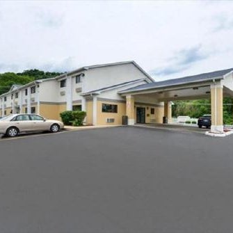 Red Lion Inn & Suites Caseyville Thumbnail