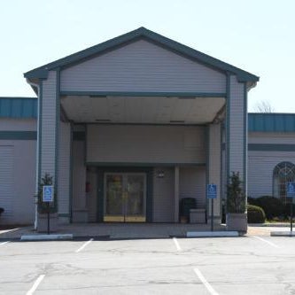 Whalers Inn and Suites Thumbnail