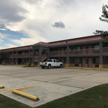 Super 8 by Wyndham Slidell Thumbnail