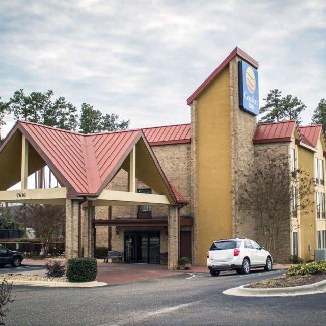 Comfort Inn & Suites Fuquay Varina Thumbnail