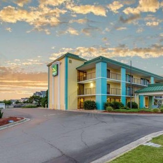 Quality Inn Carolina Oceanfront Thumbnail