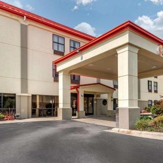 Comfort Inn Biltmore West Thumbnail