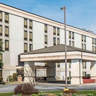 Comfort Inn & Suites Thumbnail