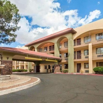 Quality Inn Airport East Thumbnail