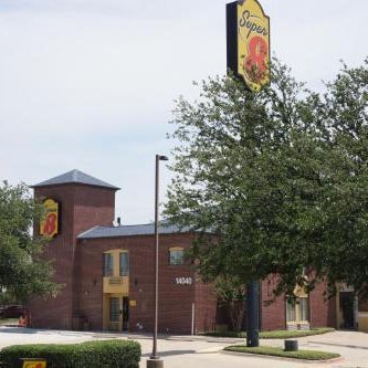 Super 8 by Wyndham Farmers Branch/North Dallas Thumbnail
