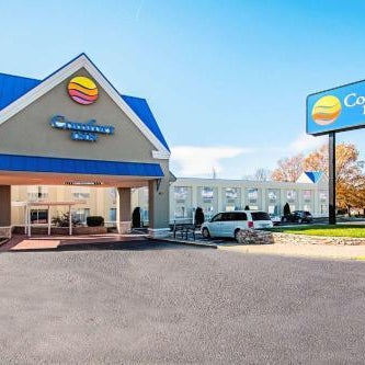 Comfort Inn Falls Church - Tysons Corner Thumbnail