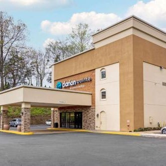 Clarion Pointe Charlottesville Thumbnail