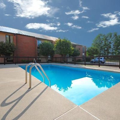 Baymont by Wyndham Rocky Mount Thumbnail
