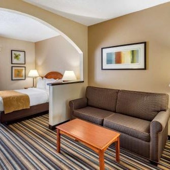 Comfort Suites Chesapeake - Norfolk Thumbnail