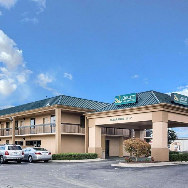 Quality Inn & Suites Franklin Thumbnail