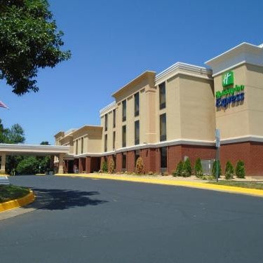 Holiday Inn Express Hotel & Suites Midlothian Turnpike By IHG Thumbnail