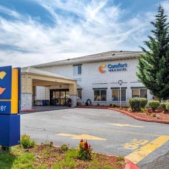 Comfort Inn & Suites Kelso - Longview Thumbnail