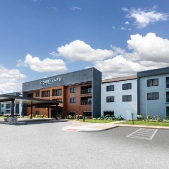 Courtyard by Marriott Columbus Airport Thumbnail