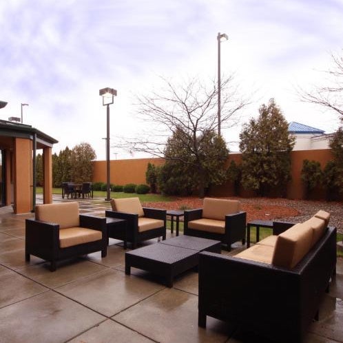 Courtyard by Marriott Flint Grand Blanc Thumbnail