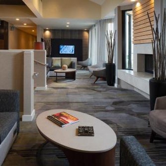 Courtyard by Marriott St. Louis Creve Coeur Thumbnail