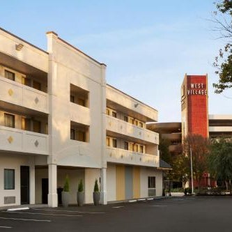 Hotel Bo, a Days Inn by Wyndham Chattanooga Downtown Thumbnail