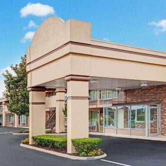 Days Inn by Wyndham Clarksville TN Thumbnail