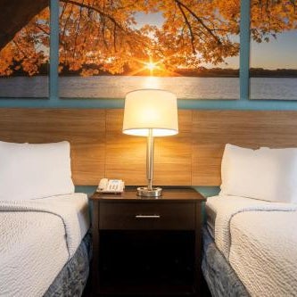 Days Inn by Wyndham Livonia/Canton/Detroit Thumbnail