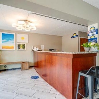 Days Inn by Wyndham Nashville Saint Thomas West Hospital Thumbnail